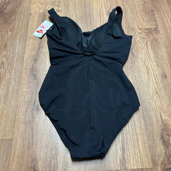Lands End Womens Solid Black One Piece Swim Suit Slimming Wrap Size 8P Petite - Picture 2 of 8